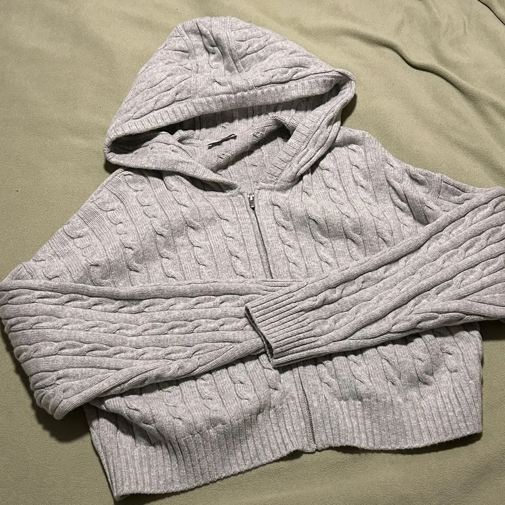 Aritzia Sunday Best Octavia Zip Waist Hoodie Heather Chrome Size XL - Picture 2 of 15